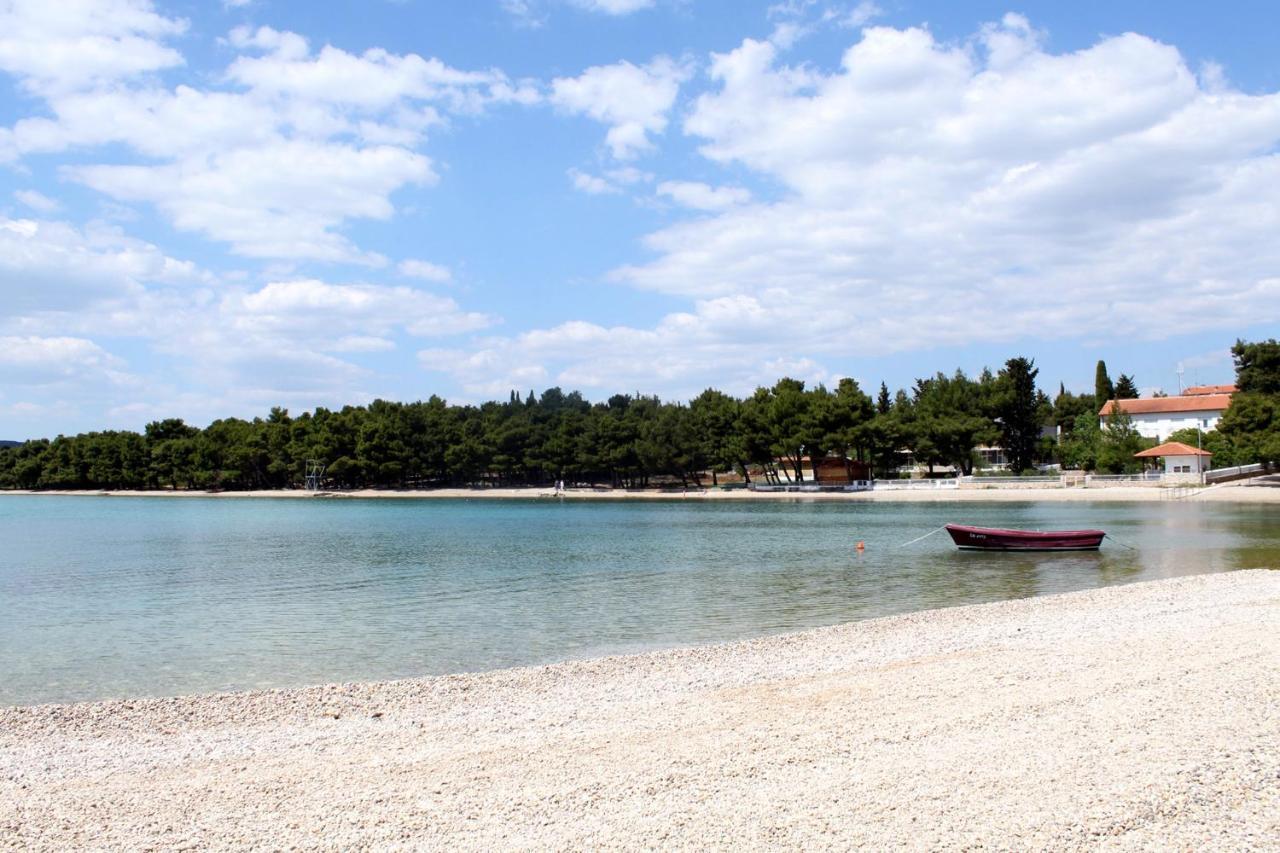 Apartment Apartments By The Sea Pirovac, Sibenik - 6280
