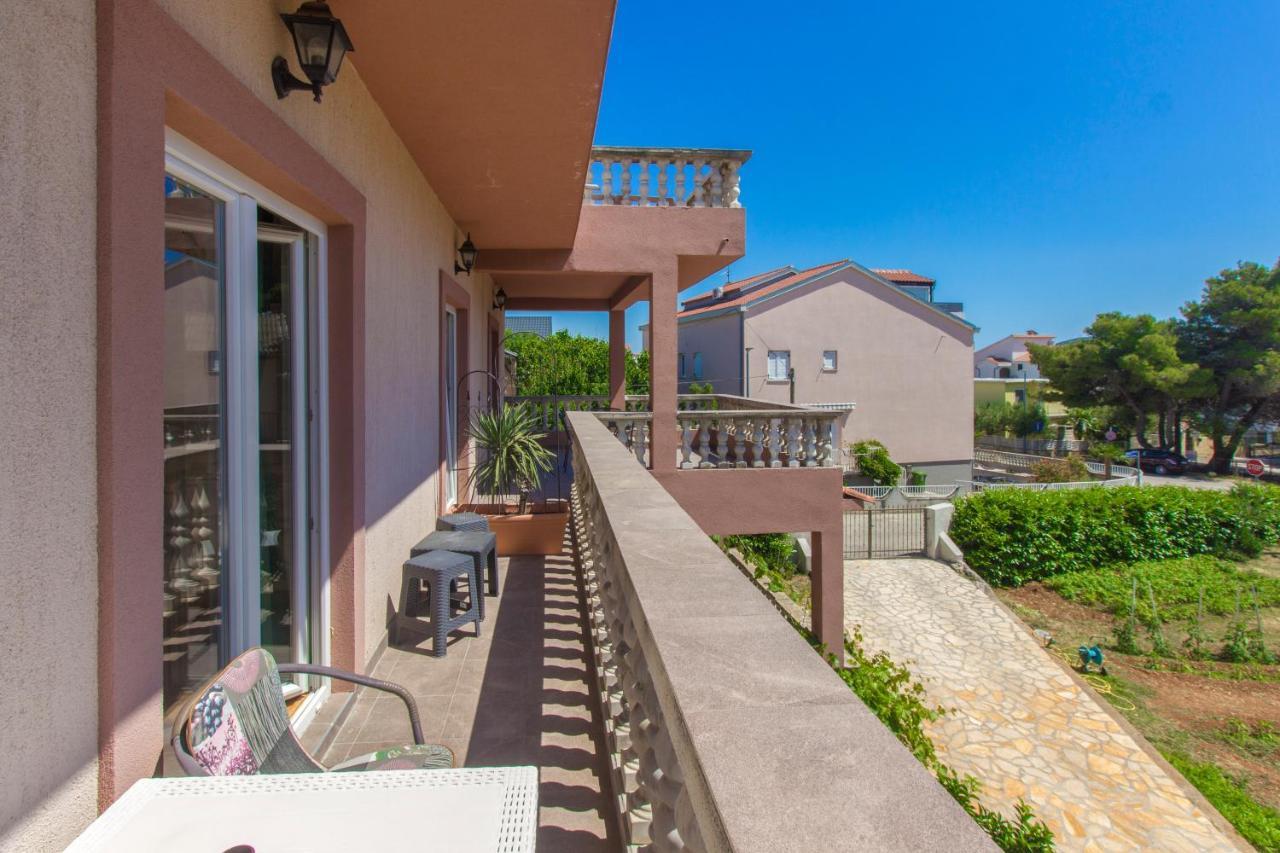 Apartments By The Sea Pirovac, Sibenik - 6280